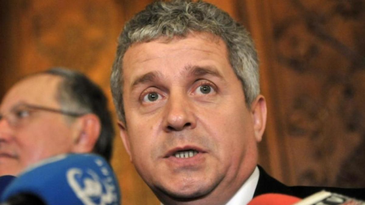 buda pdl membrii comisiei rosia montana se vor uita ca pisica in calendar la un taram binecuvantat