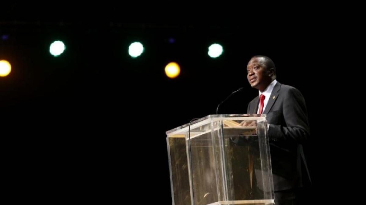 presedintele kenyan in doliu nepotul sau si logodnica acestuia sunt printre victimele atacului din