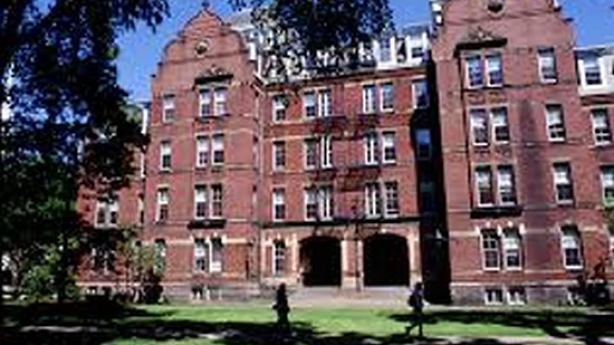 cea mai bogata institutie de invatamant din sua vrea sa atraga donatii de 6 5 miliarde de dolari