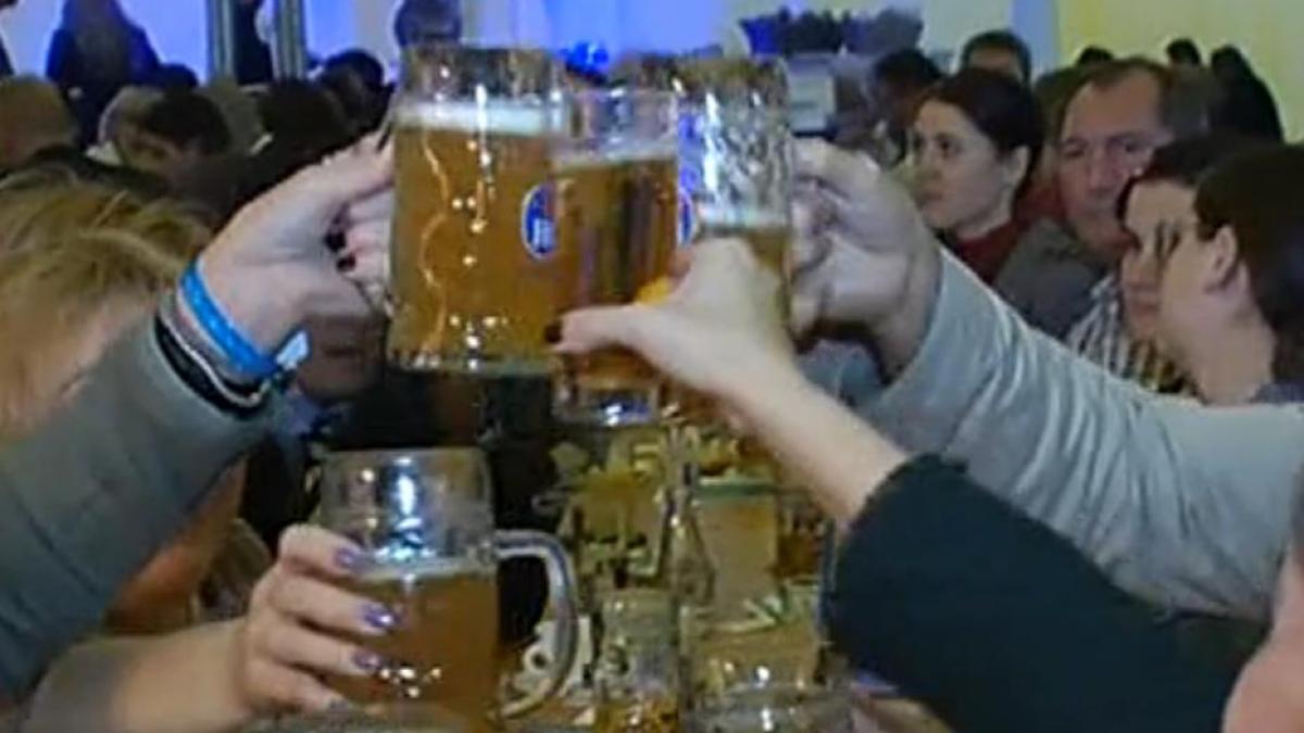 a inceput cea de a cincea editie a blu oktoberfest care se va desfasura pana pe 28 septembrie