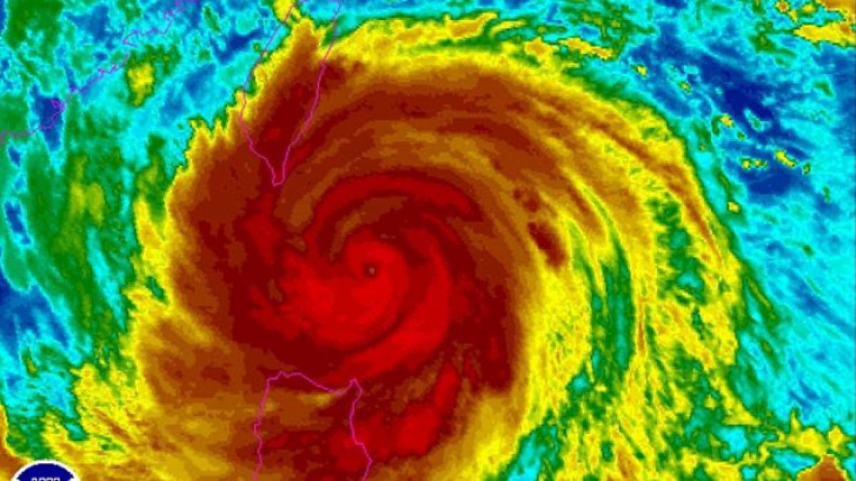 bursa din china inchisa sute de curse aeriene anulate urmarile de cosmar ale celui mai puternic