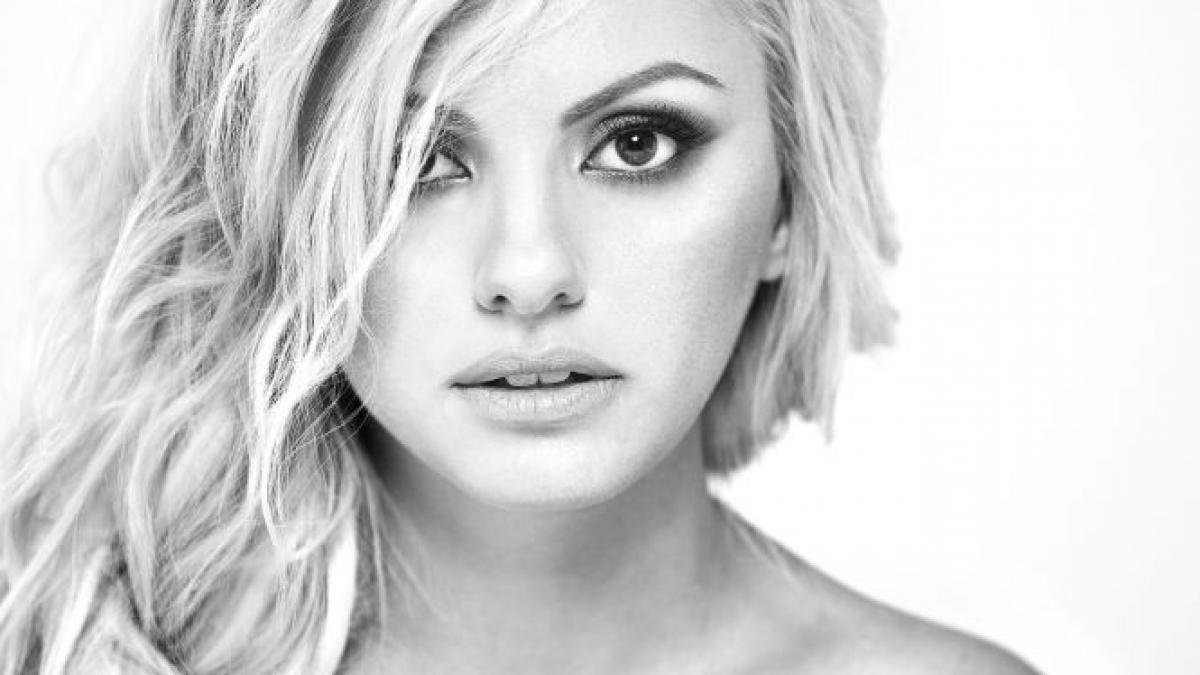 alexandra stan adreseaza un mesaj presei dupa o perioada de 3 luni in care a tacut dumnezeu iarta