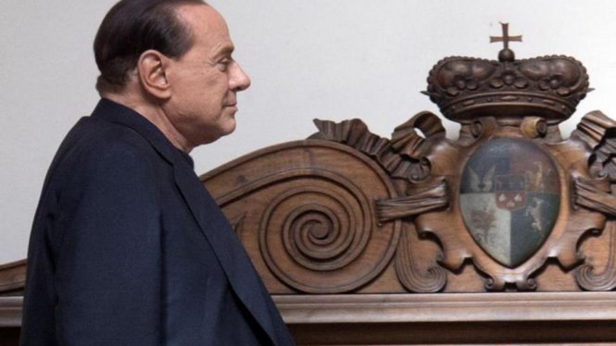 parlamentarii partidului lui berlusconi au anuntat ca vor demisiona daca fostul fostul premier