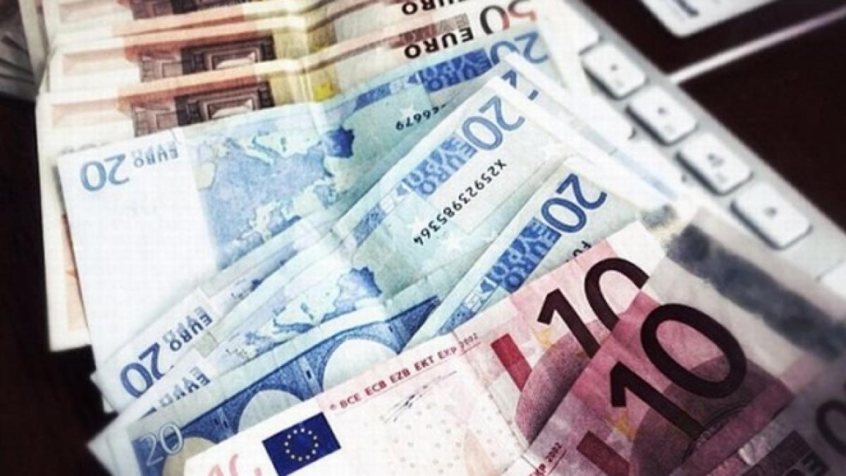 autoritatea de supraveghere financiara isi cauta purtator de cuvant pe care sa l remunereze cu 5