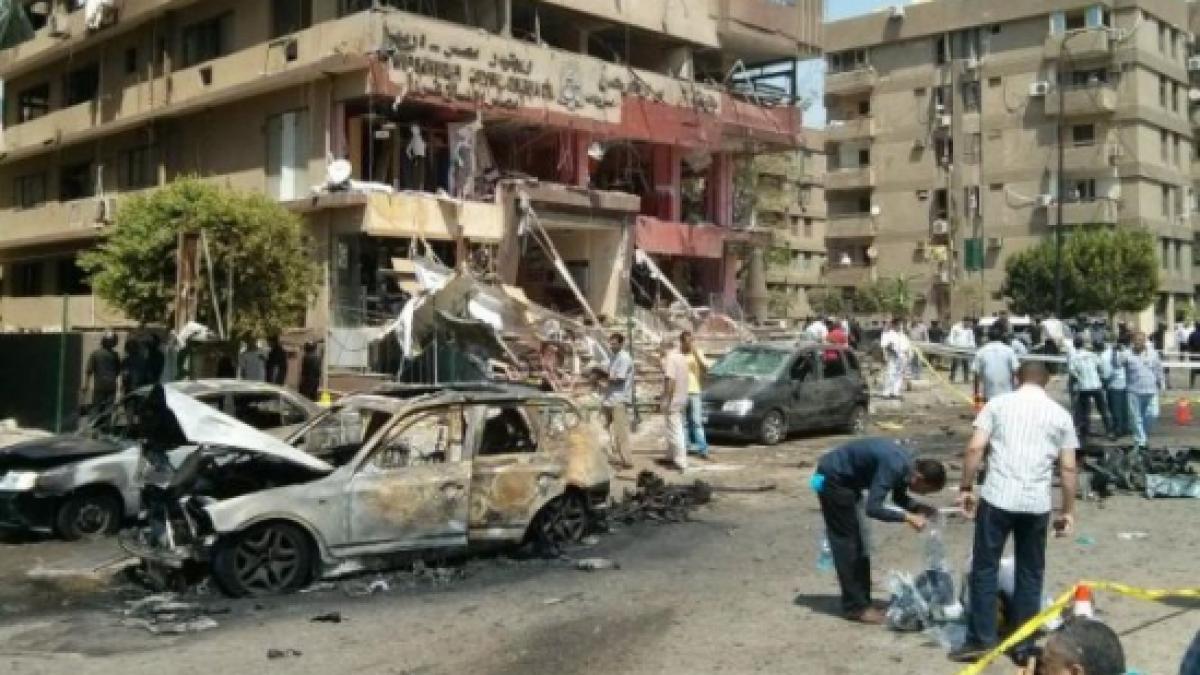 atentat cu masina capcana in nord vestul pakistanului soldat cu 42 de morti