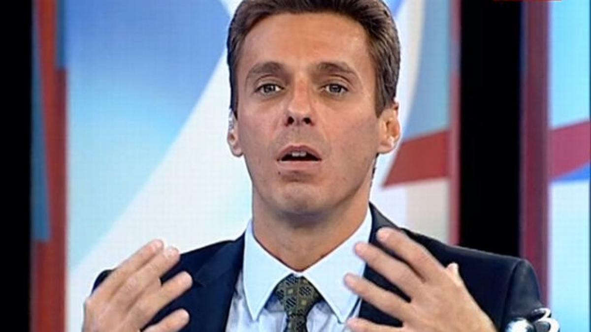 mircea badea stiti faza cand mi am spart singur nasul mi am imprastiat nasul pe fata