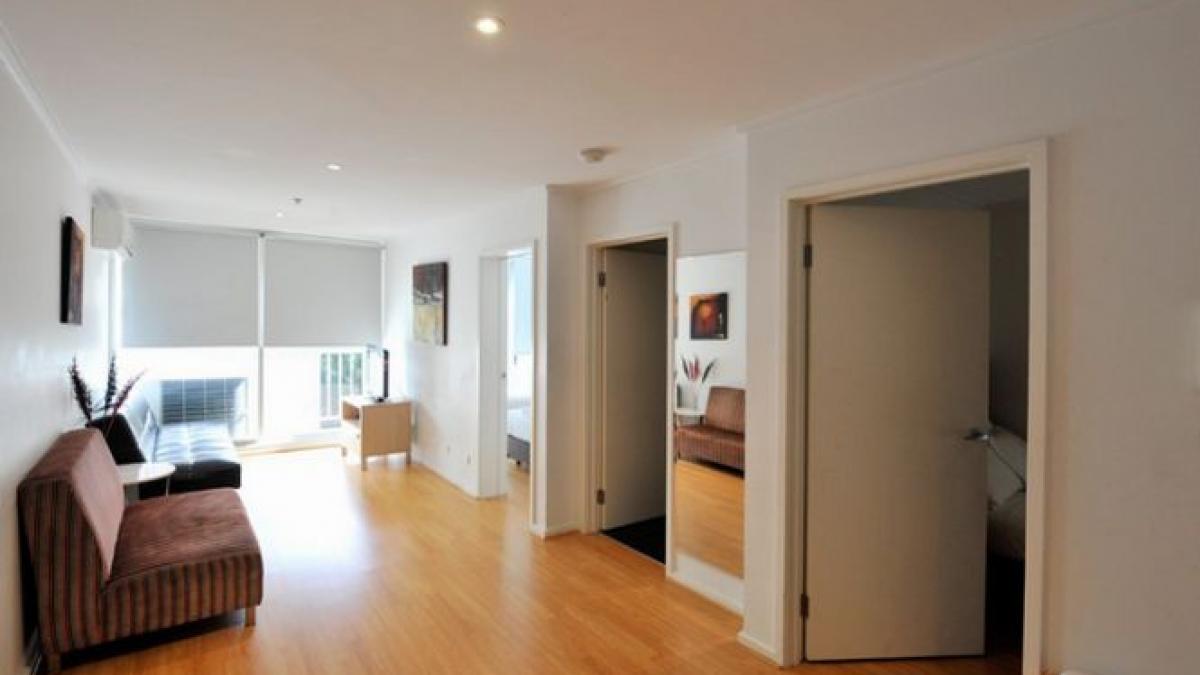 veste buna pentru cei care doresc sa si cumpere un apartament in capitala preturile au scazut in