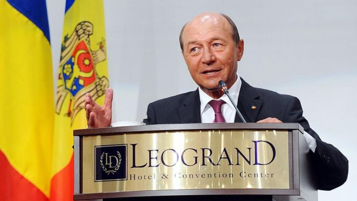 cum raspunde traian basescu acuzatiilor lui dmitri rogozin privind anexarea republicii moldova