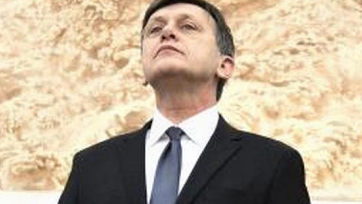 crin antonescu voi cere colegilor ca la senat sa organizam o dezbatere serioasa despre starea