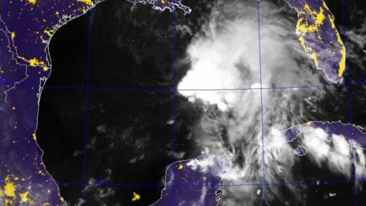 coasta americana a golfului mexic amenintata de furtuna karen