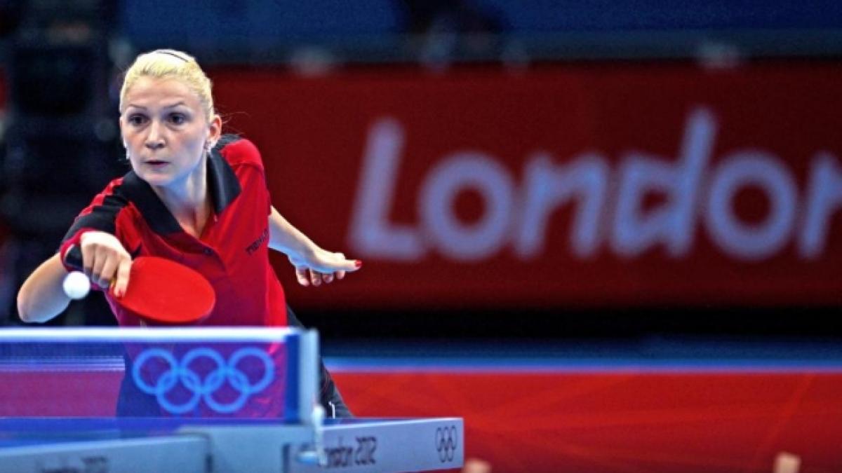 echipa feminina de tenis de masa a romaniei in finala campionatelor europene