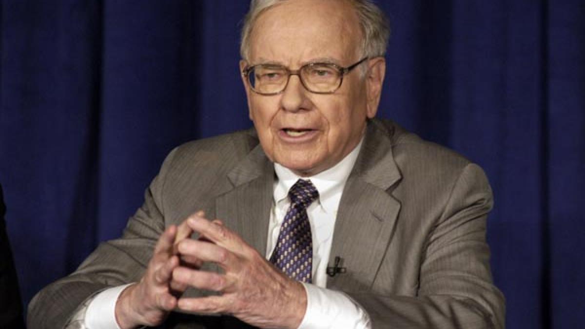 warren buffett avertizeaza practica aceasta e ca bomba nucleara