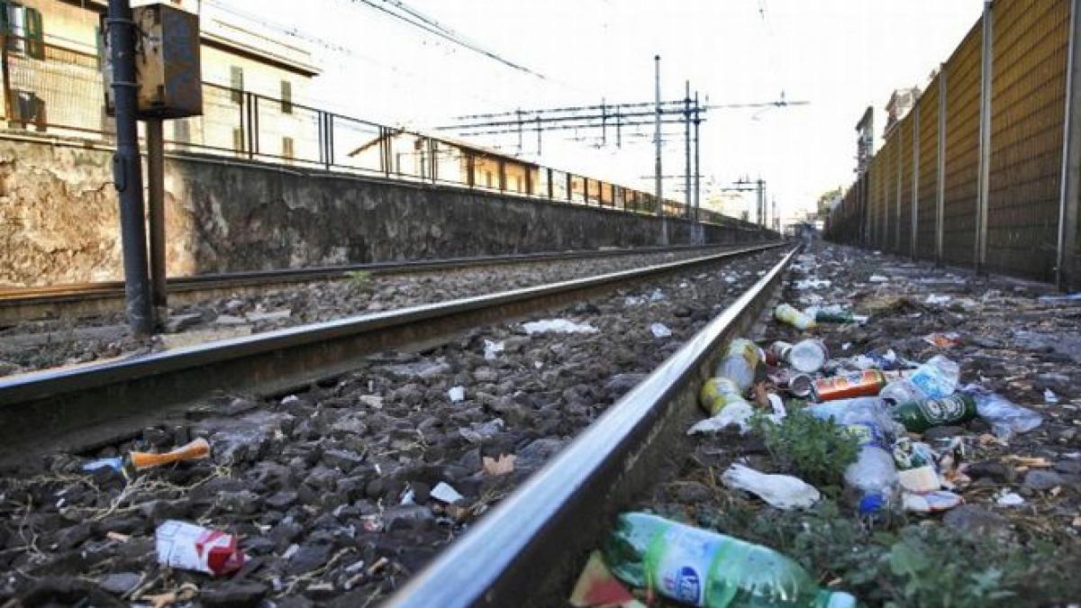 doua trenuri de calatori s au ciocnit in apropiere de roma