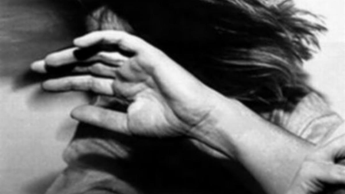 o eleva din bucuresti a ajuns la spital dupa ce a fost batuta de doua colege