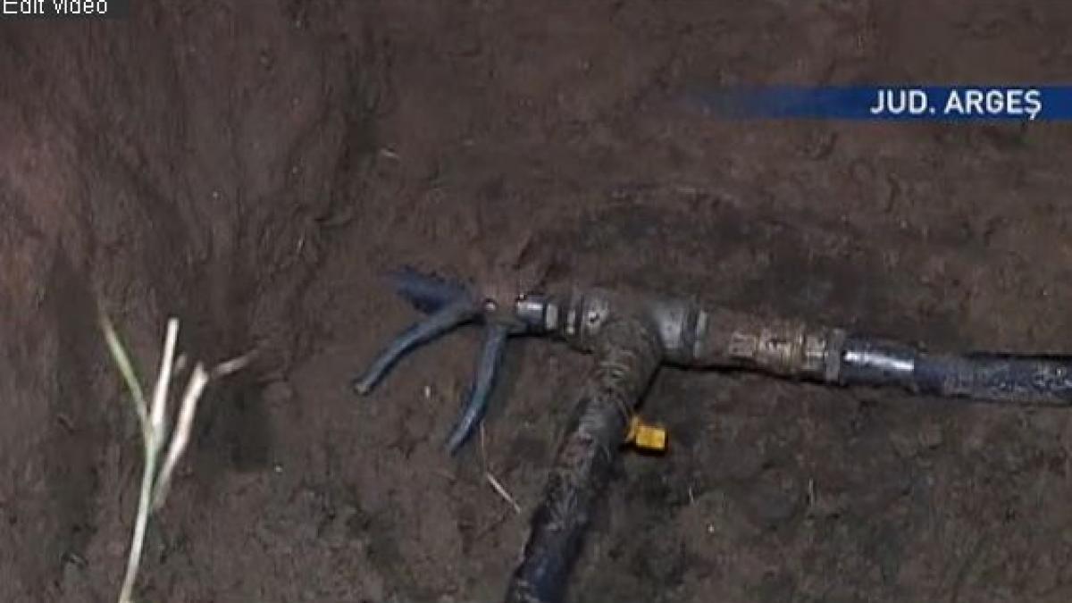 raul teleorman poluat cu titei furat o avarie a scos la iveala instalatia artizanala improvizata de