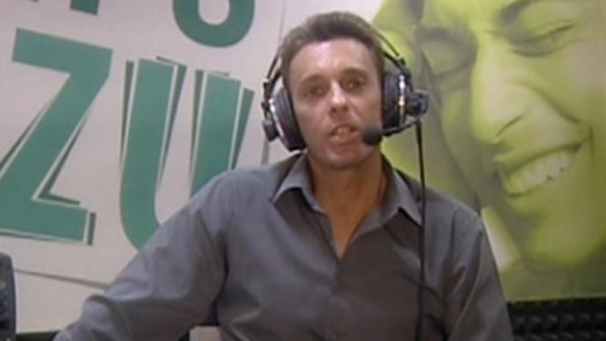 mircea badea cade tencuiala de pe pereti se scorojesc peretii de plictiseala