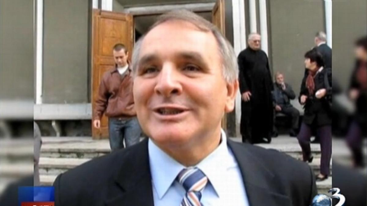 un deputat psd se lauda ca munceste participand la nunti inmormantari si parastase