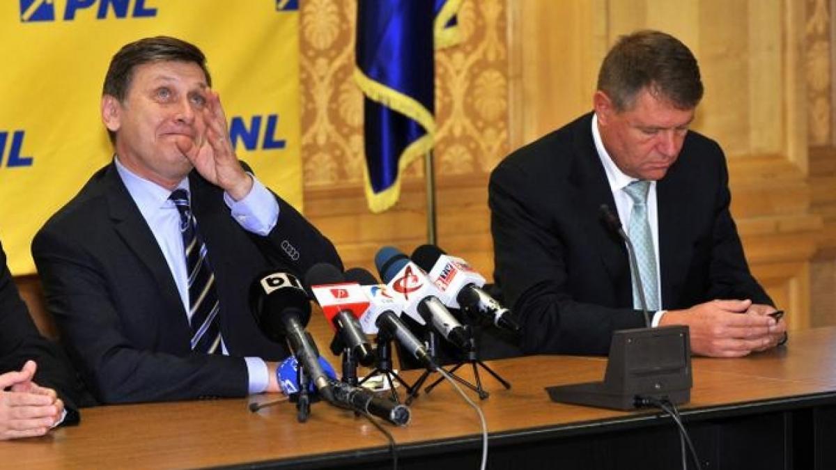 cum vede iohannis pactul de coabitare un fel de cui al lui pepelea mai bine l ar scoate din perete