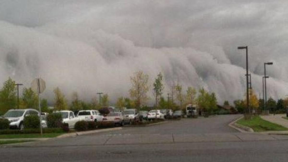 furtunile si fenomenele meteorologice extreme i au ingrozit pe americani