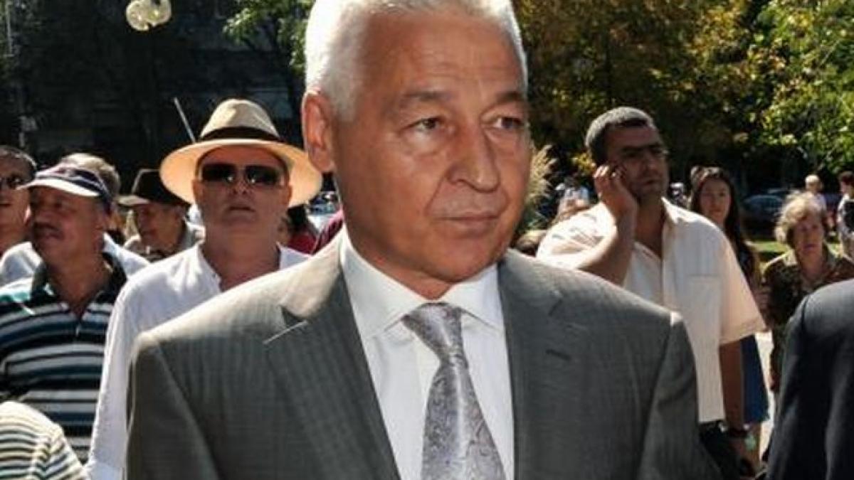 cine este si cu ce se ocupa cuscrul presedintelui basescu