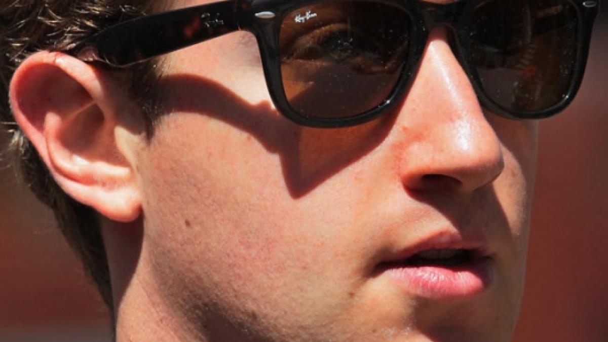 mark zuckerberg a cumparat casele vecinilor ca sa nu aiba surprize neplacute