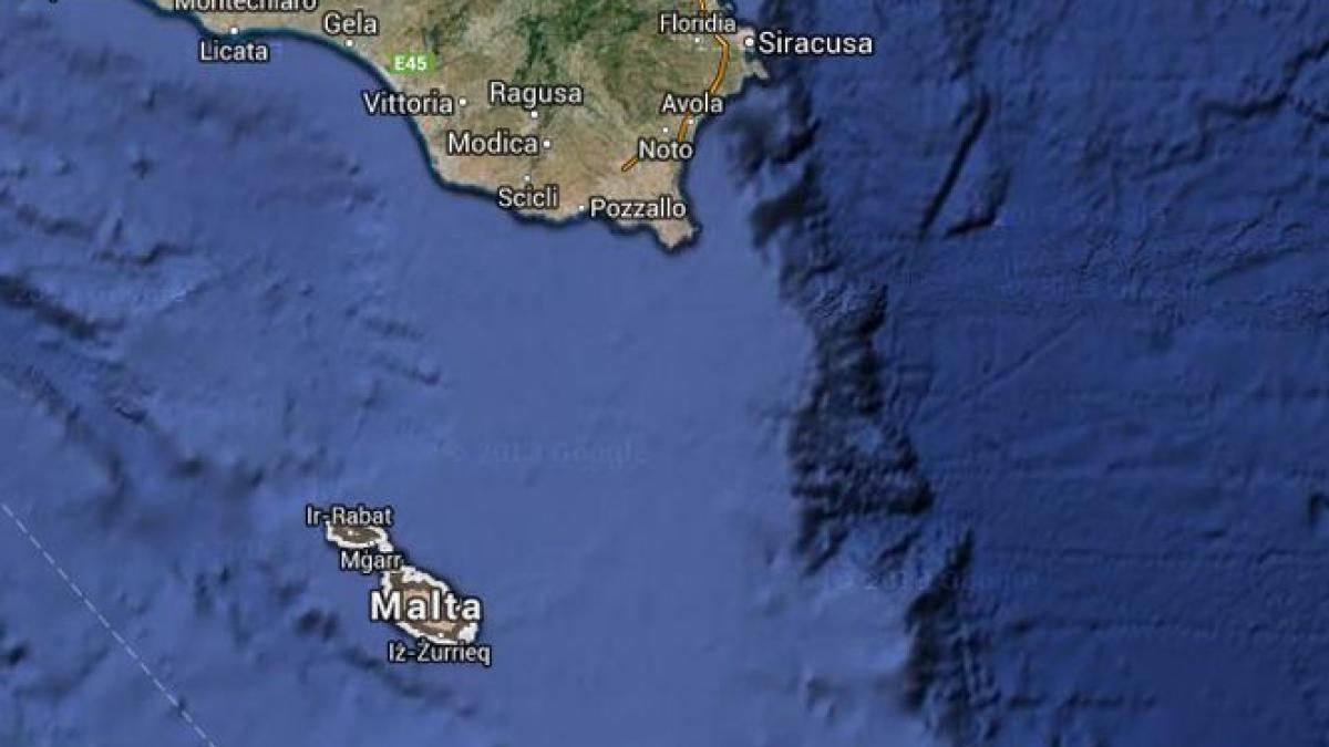 tragedie in largul insulei malta cel putin 50 de oameni au murit dupa scufundarea unei nave cu sute