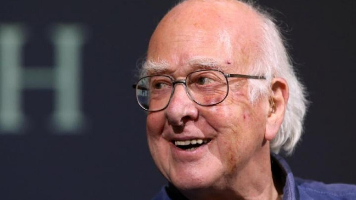 peter higgs a aflat de pe strada ca a castigat premiul nobel pentru fizica 2013
