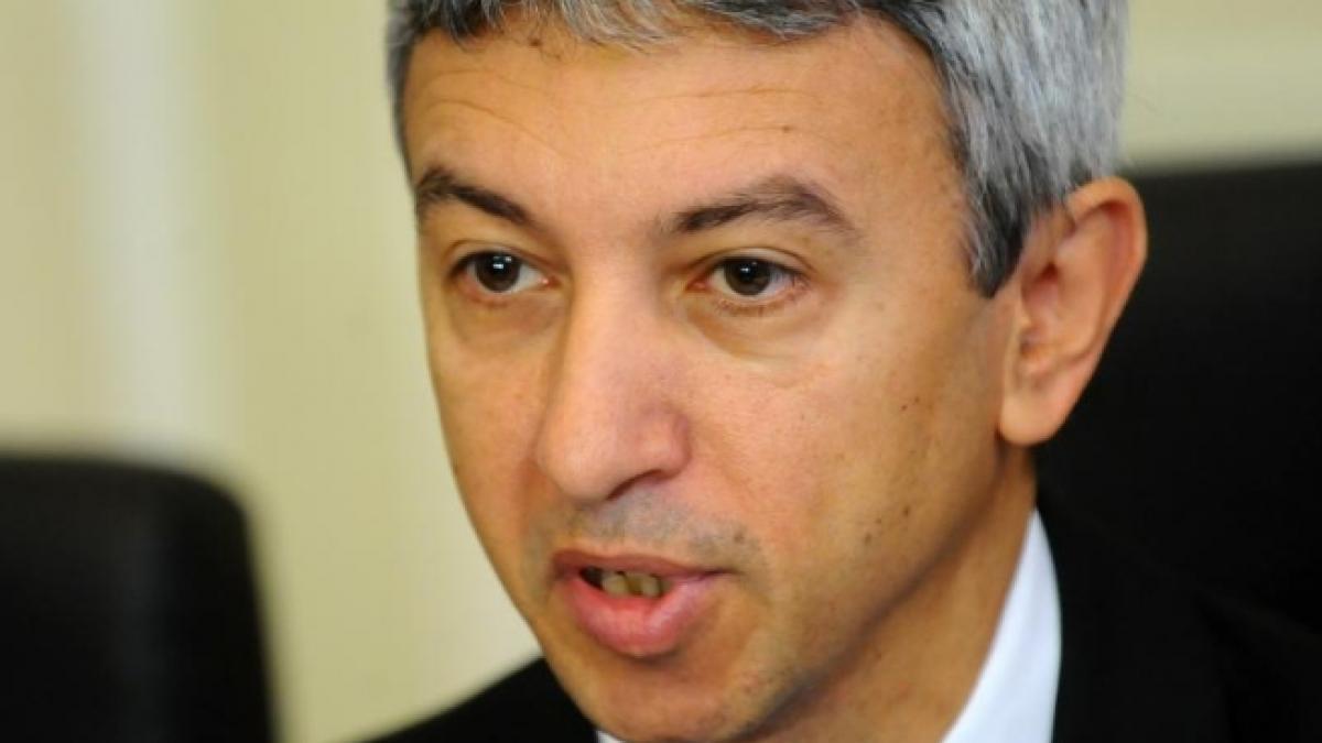 pp dd trece la fapte va cere in instanta cate 2 milioane de dolari de la parlamentarii care au