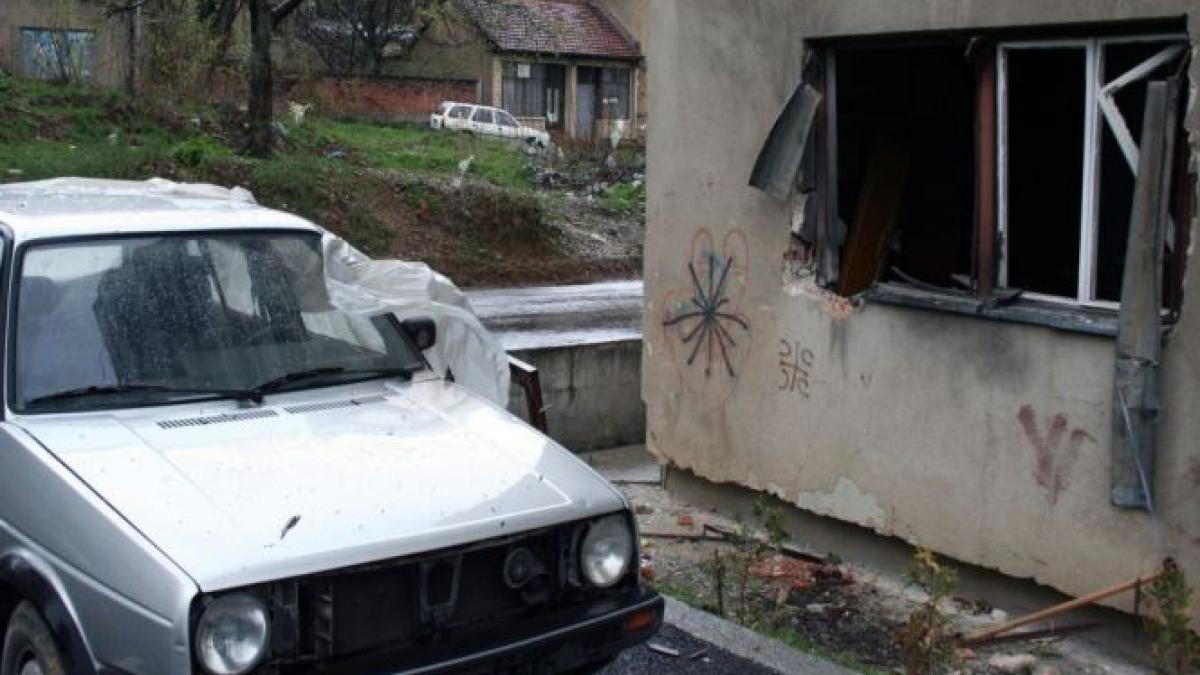 o bomba puternica a explodat in kosovo