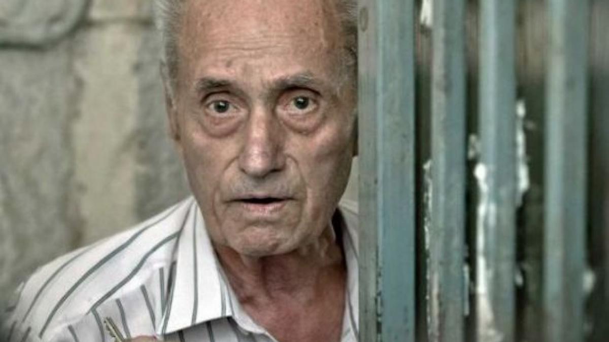 tortionarii ar putea scapa basma curata ccr va decide azi daca vor fi acuzati de crimele comise la