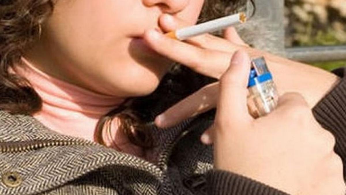 o eleva din arges a facut atac cerebral in timpul orelor de curs fata se afla in coma