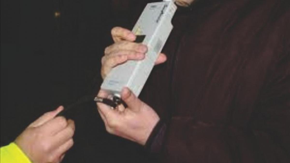 bucurestenii si constantenii testati gratuit pentru stabilirea alcoolemiei la iesirea din cluburi