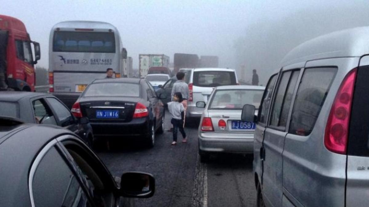 china este pregatita sa inchida scoli si fabrici daca se ating niveluri inalte de poluare in