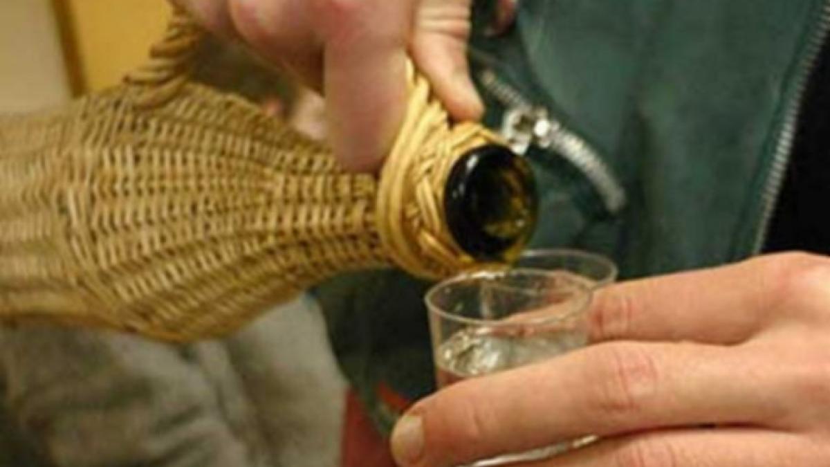 in premiera otrava din alcoolul contrafacut afacere de succes pentru contrabandisti