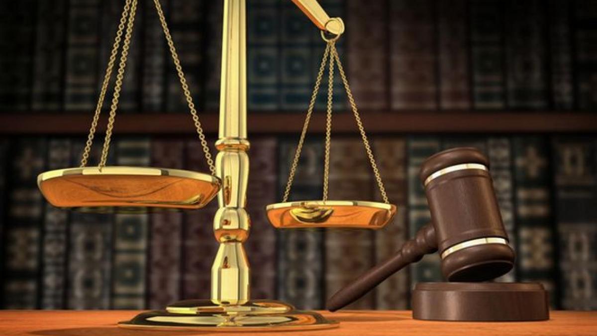 deputatii au decis magistratii corupti condamnati definitiv raman fara pensiile speciale