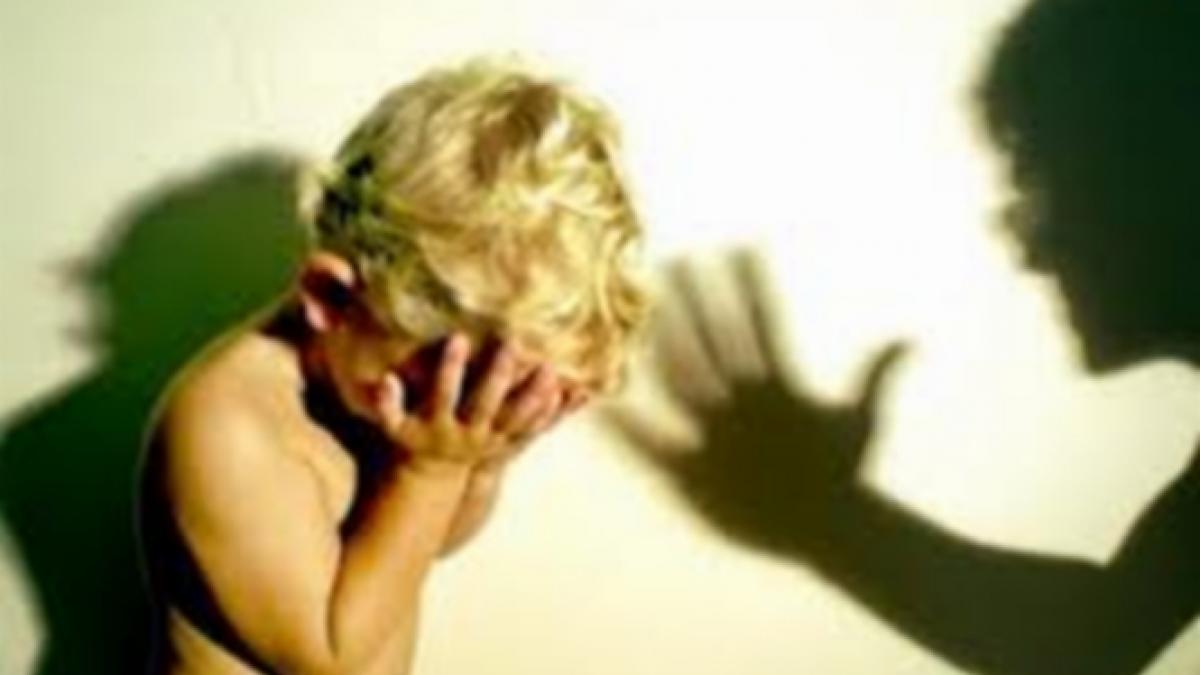 un italian a fost condamnat la inchisoare pentru o palma data copilului care a refuzat sa citeasca