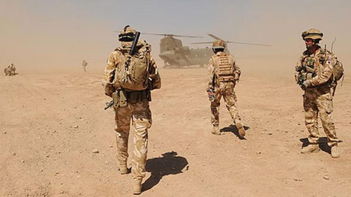 procuratura militara britanica denunta ororile din afganistan un insurgent a fost executat fara mila