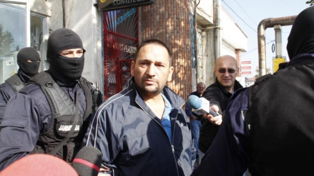 scrisoarea prin care seful de la crima organizata alba urmarit penal pentru ca ar fi favorizat o