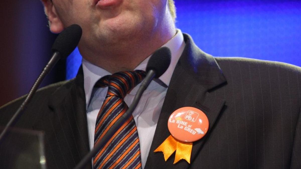 basist fiind spun si eu adio pdl anuntul a fost facut de unul din politicienii de top ai partidului