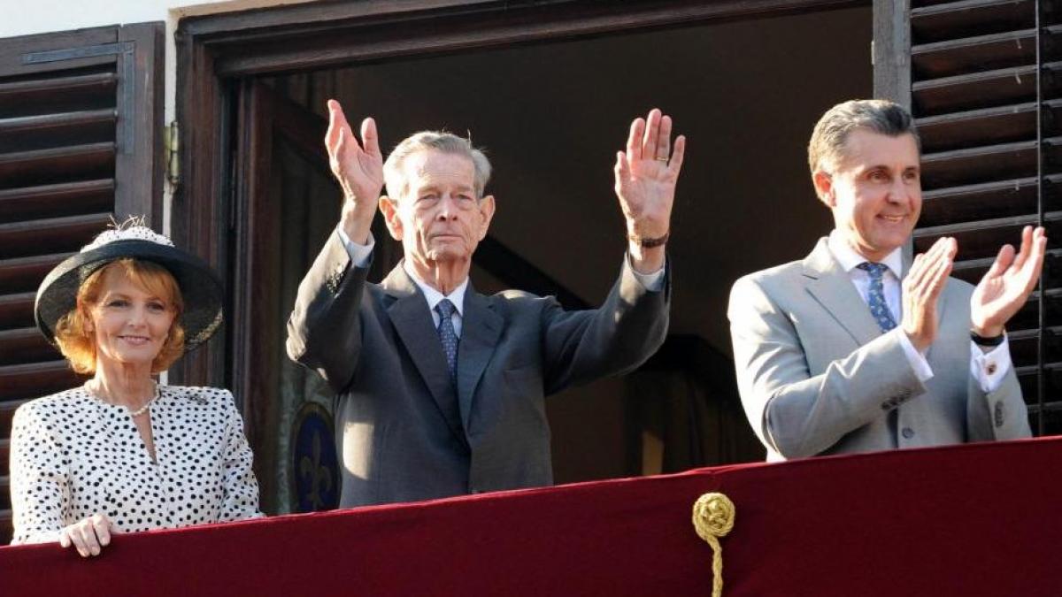 regele mihai i implineste astazi 92 de ani la multi ani majestate