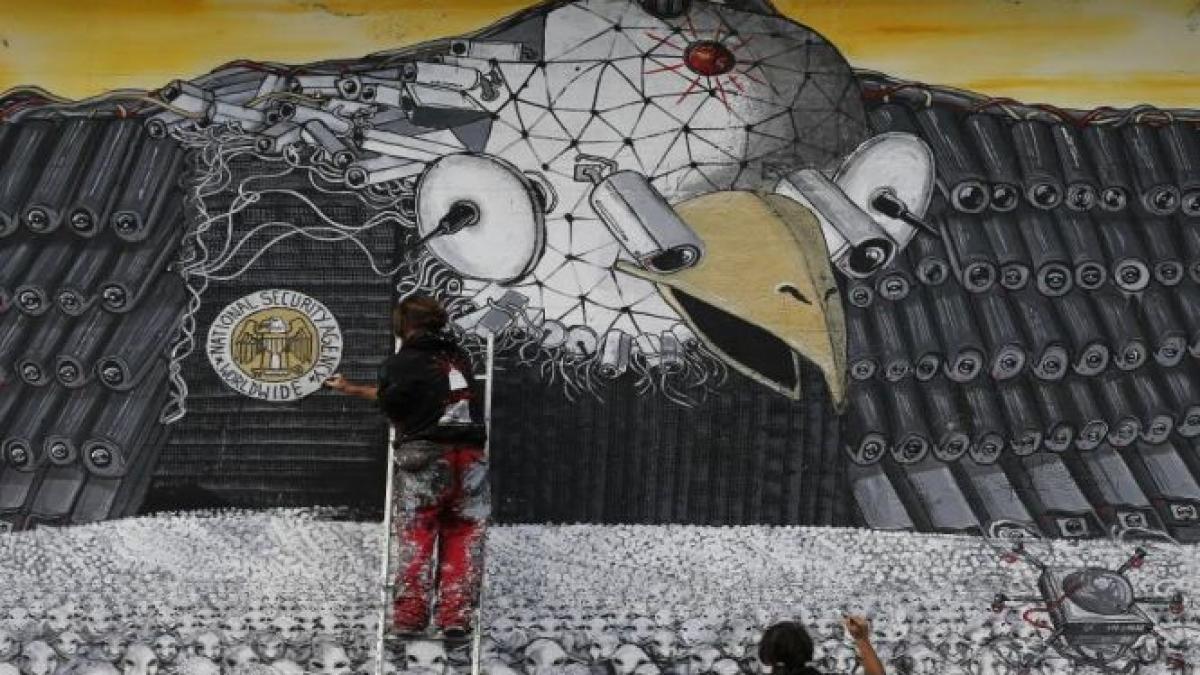 scandalul spionajului american ia amploare nsa acuzata ca a interceptat comunicatiile telefonice a