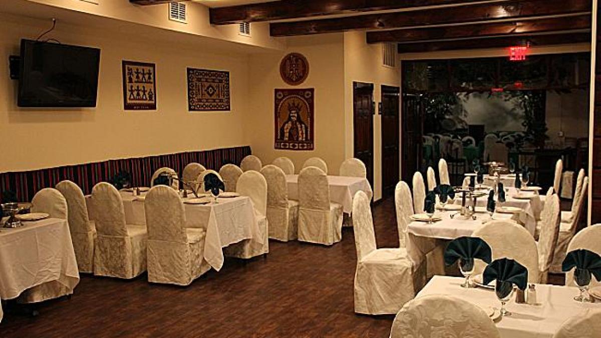 cum a ajuns un restaurant romanesc din brooklyn in paginile new york times