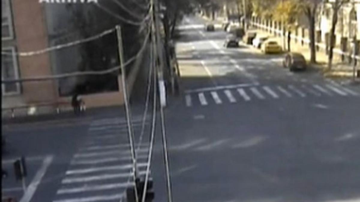 accident pe bulevardul kiseleff din capitala o bunica si cei doi nepoti ai sai loviti pe trecerea