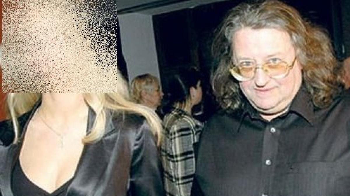 dragostea este oarba cum arata sotia celui mai faimos cantaret de rock din rusia