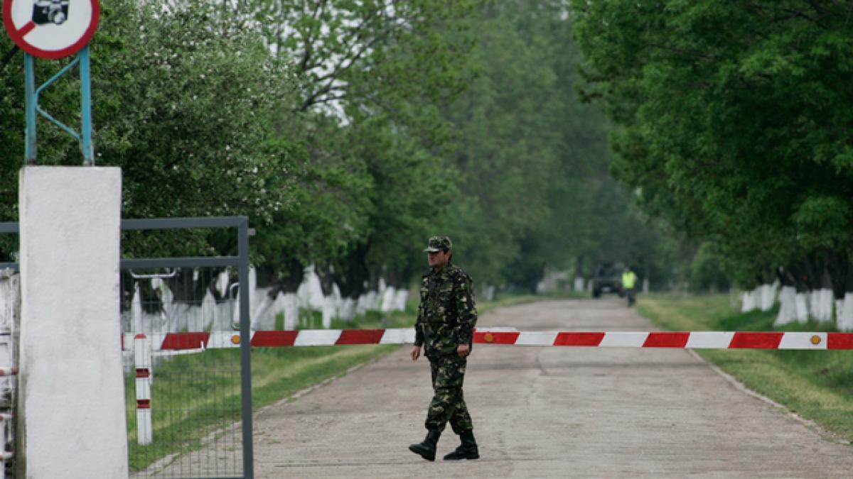 incep sa se miste lucrurile la deveselu inalti demnitari americani si oficiali nato vor participa