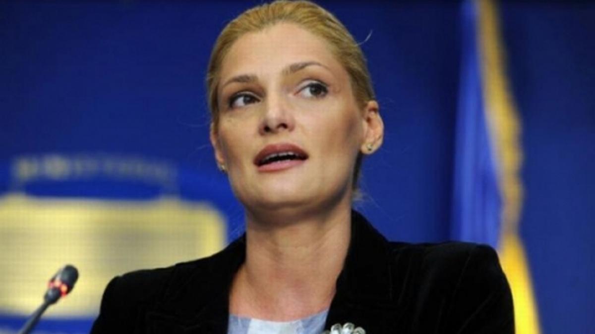 ramona manescu anunta disponibilizari la cfr marfa peste 1 400 de angajati vor fi pusi pe liber