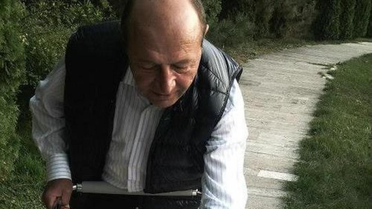 basescu ce va spun poate fi luat ca o mica aroganta ce face presedintele inainte de a pleca la