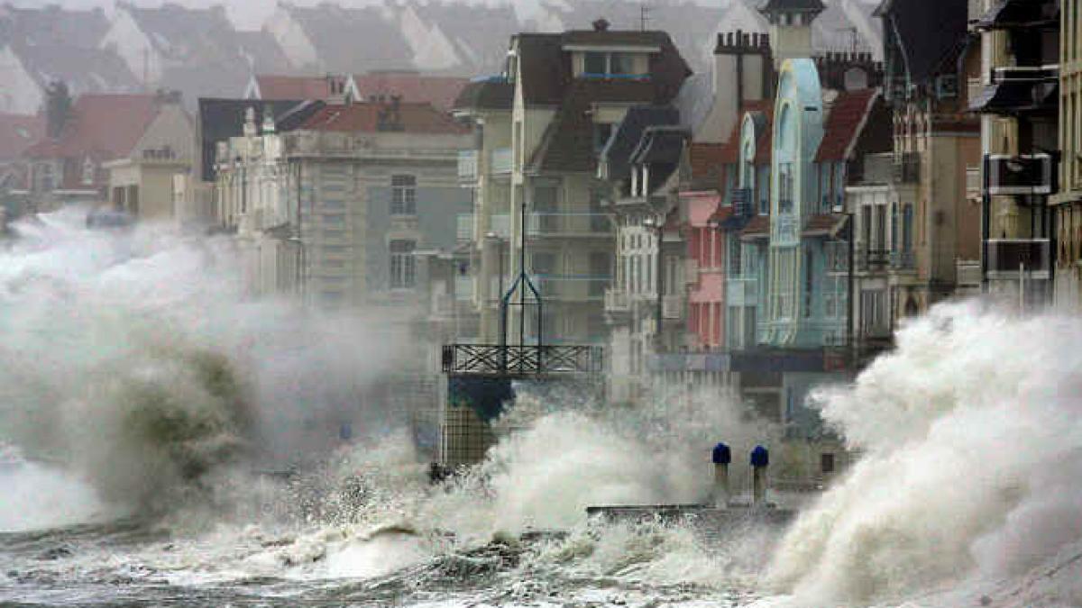 cele mai puternice tari ale europei puse la pamant forta uriasa a furtunii deceniului a ucis 13