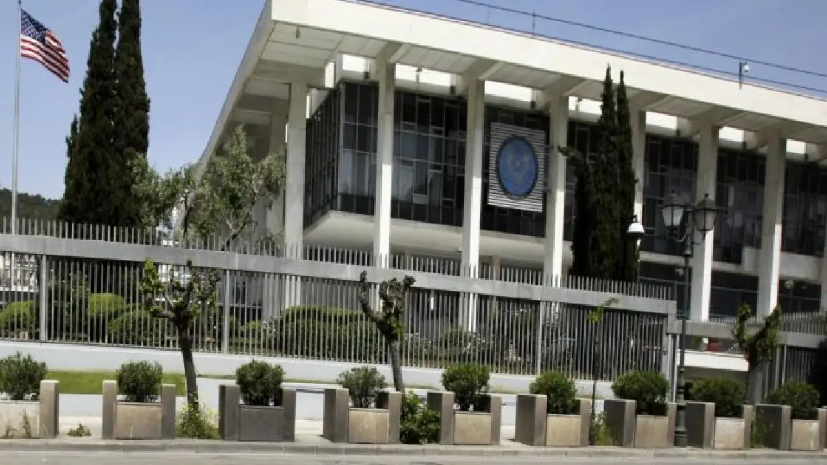 un fost ministru grec de externe recunoaste ca a interceptat comunicatiile diplomatilor americani