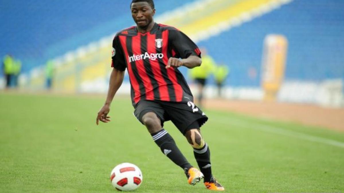 mircea sandu confirma ca victor piturca a cerut naturalizarea atacantului nigerian kehinde fatai